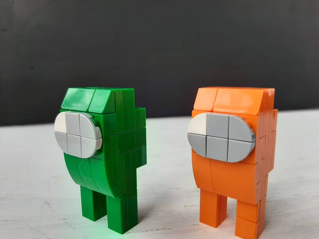 how to build custom among us characters from lego bricks